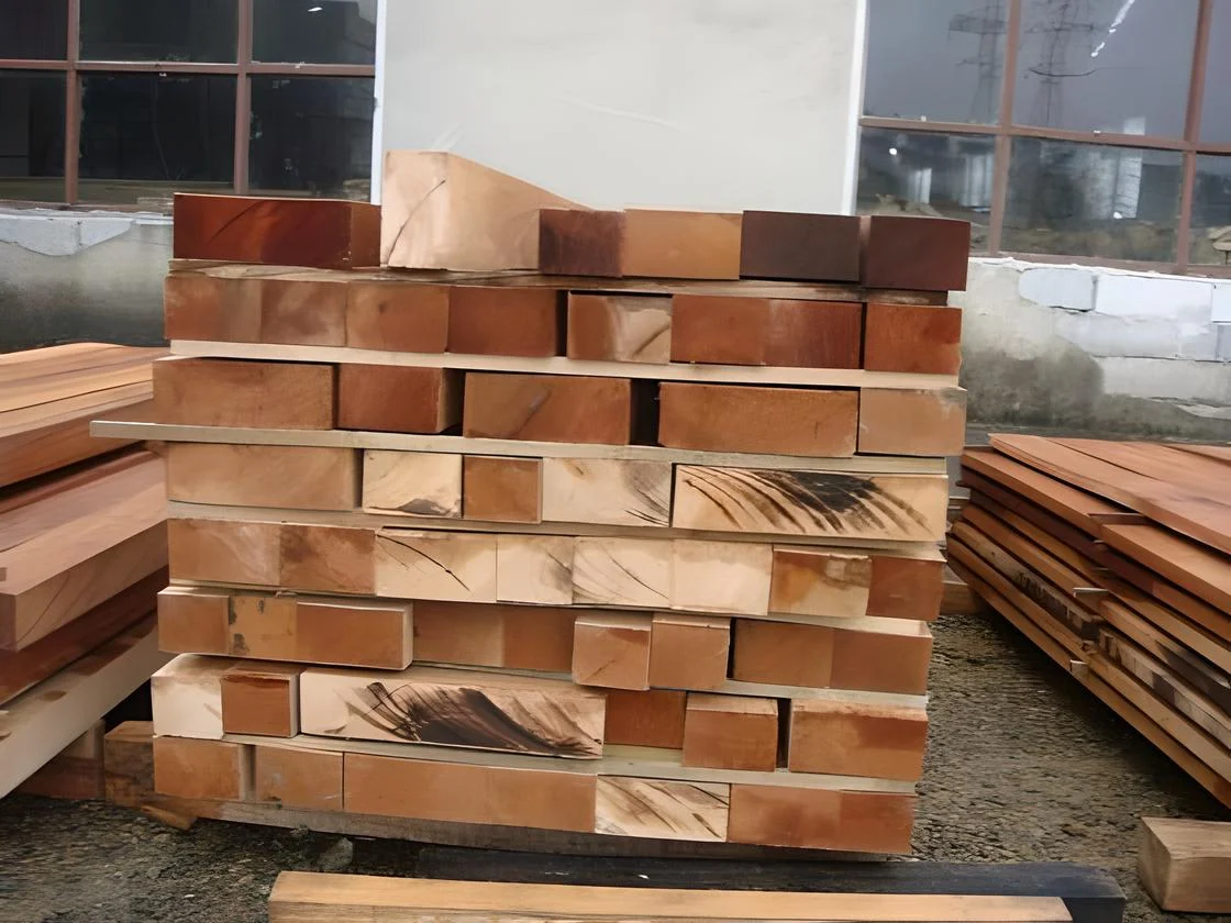 silvaris-services-stacking-timber-hardwood-timber-crossbeams